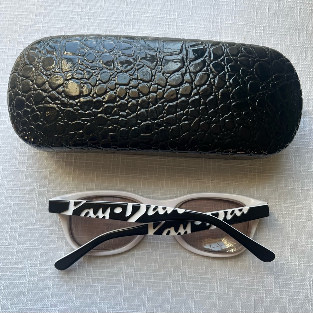 Ray-Ban RB 1544 3579 junior Black Oval Frame  Only